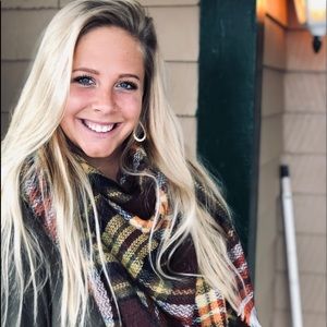 Meet your Posher, Jaime